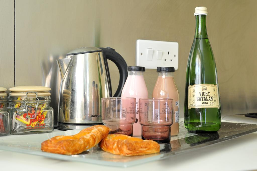 Kensington Court Apartment Бат Екстериор снимка